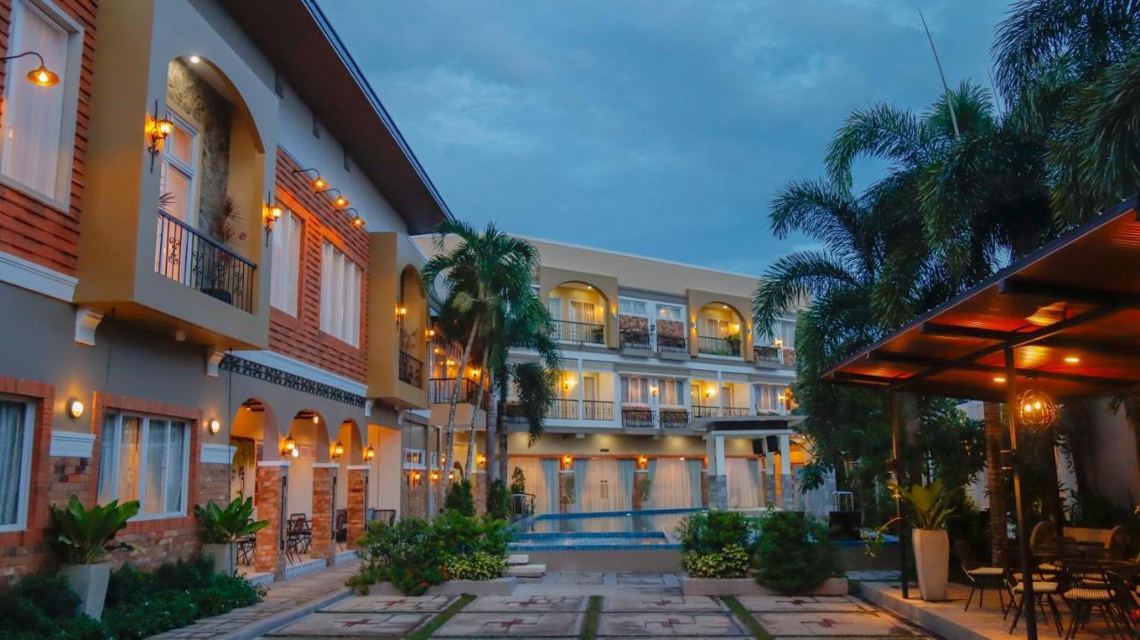 Ragazzi Resort Hotel 나가 외부 사진